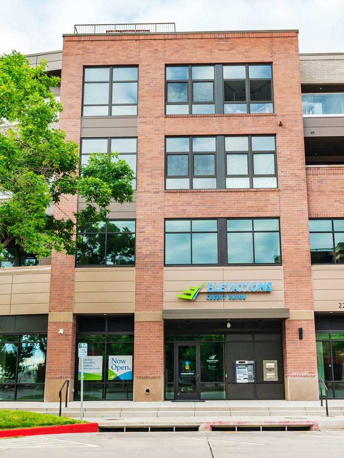Sucursal de Elevations Credit Union en el Casco Antiguo de Fort Collins